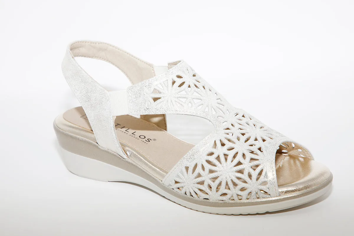 PITILLOS - 6010 LOW WEDGE SANDAL - GOLD