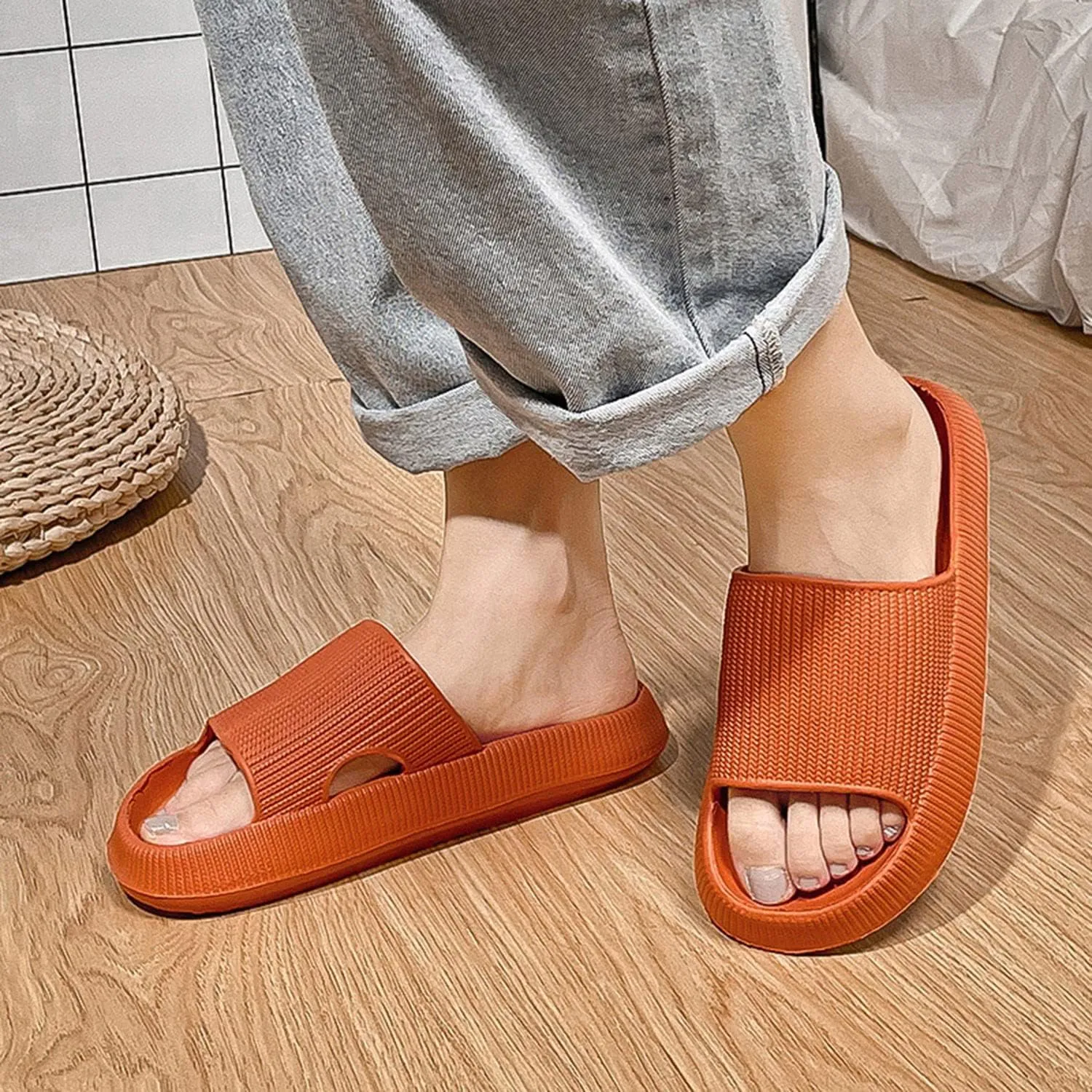 PLMOKN Slippers for women mens pillow cloud slides house indoor and outdoor summer sandals bedroom shower non-slip comfortable open toe slippers