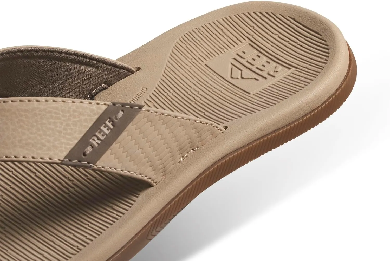 REEF Santa Ana Men's Flip Flop, Arch Support, Water Friendly, Non Marking Outsole