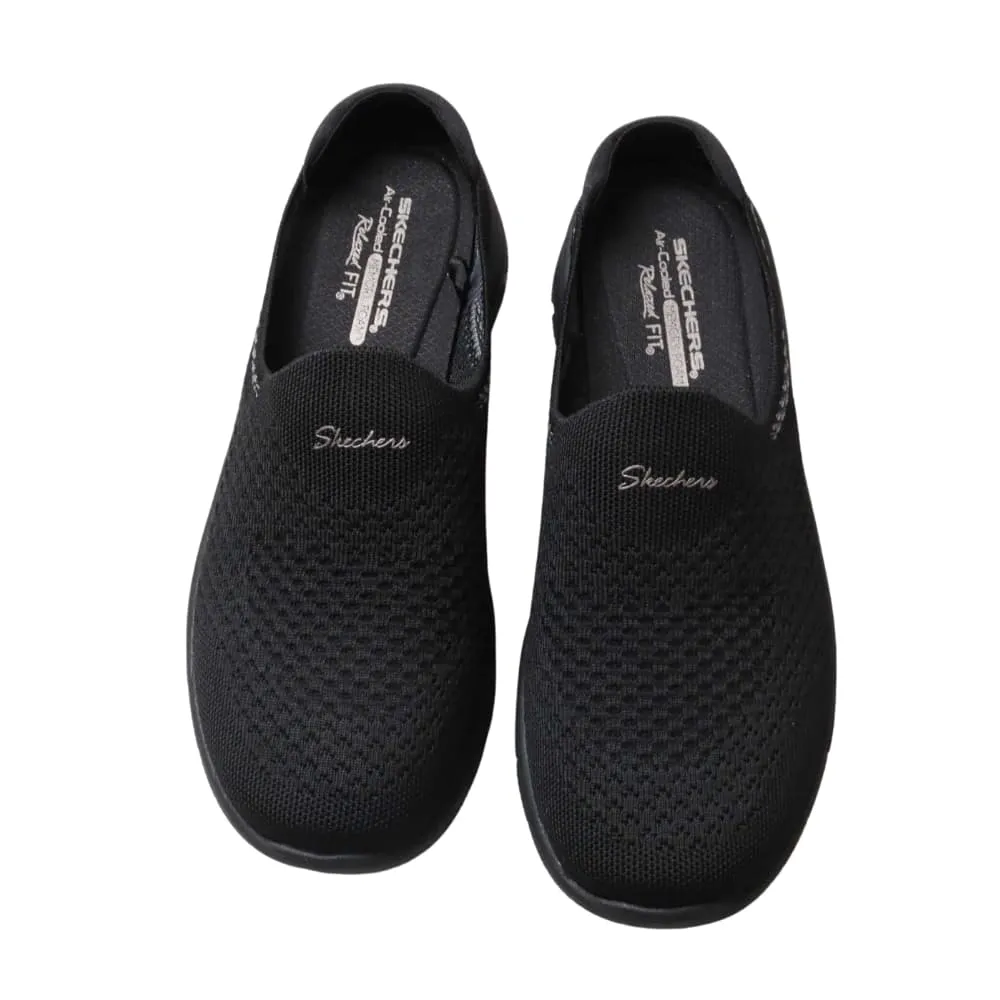 Skechers Women's EASY GOING Mesh Clogs