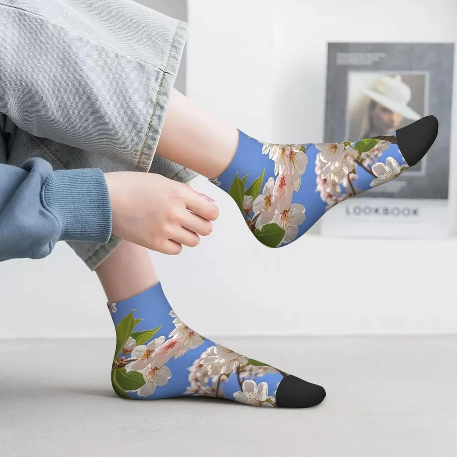 Socks for Women Men Breathable Moisture Wicking Boot Socks Cherry Blossoms Warm Calf Socks