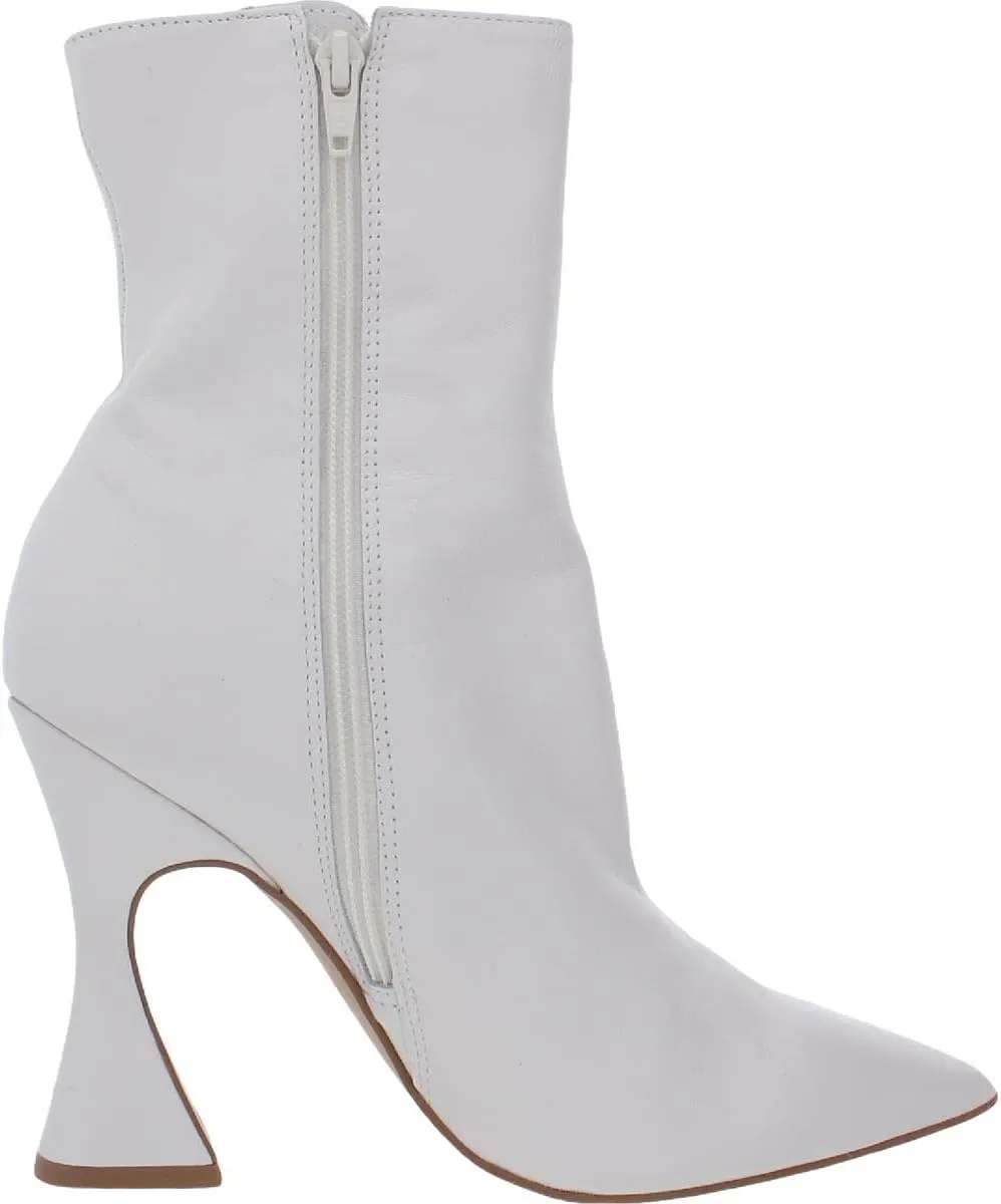 Steve Madden Women's Vivy Ankle Boot