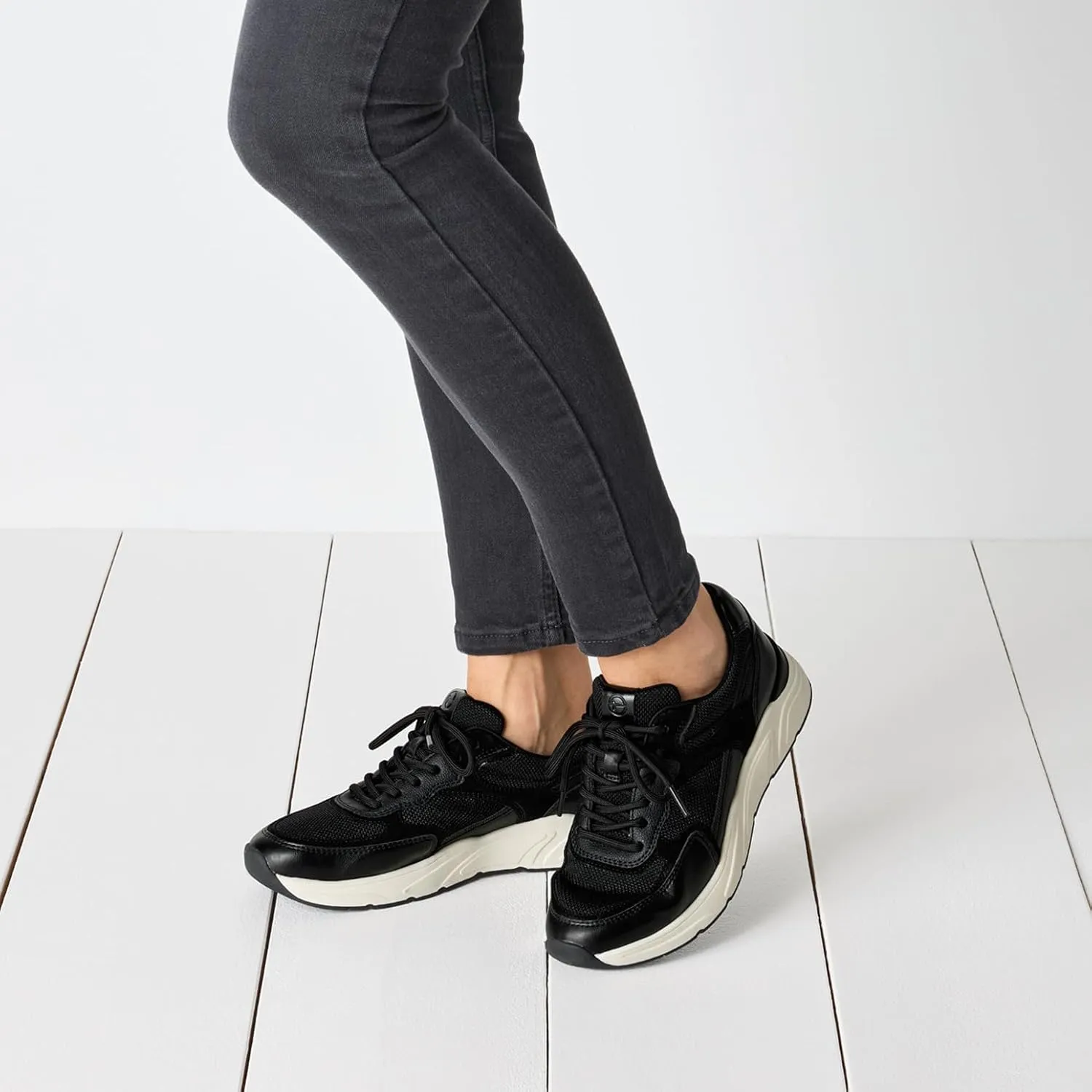 Tamaris Women's Sneaker