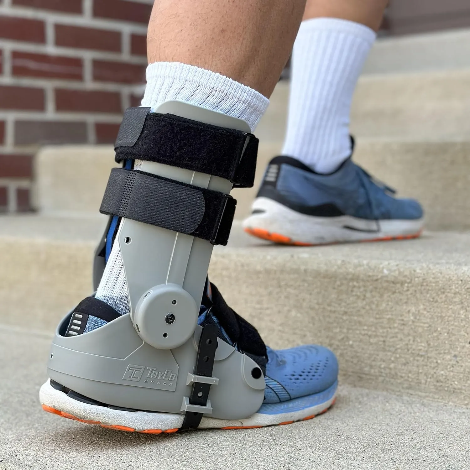 TayCo Over-the-Shoe RecoverX Ankle Brace, Alternative to Walking Boot and other AFOs, Adjustable External Ankle Support Brace, Unisex, Comfortable, Stable, Improve Gait and Balance (Large, Right)