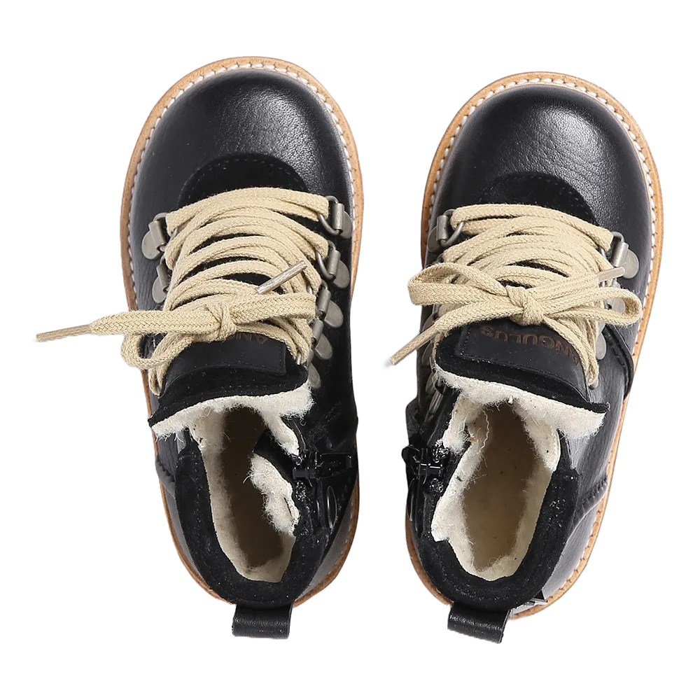 TEX-boot with laces and inside zipper
