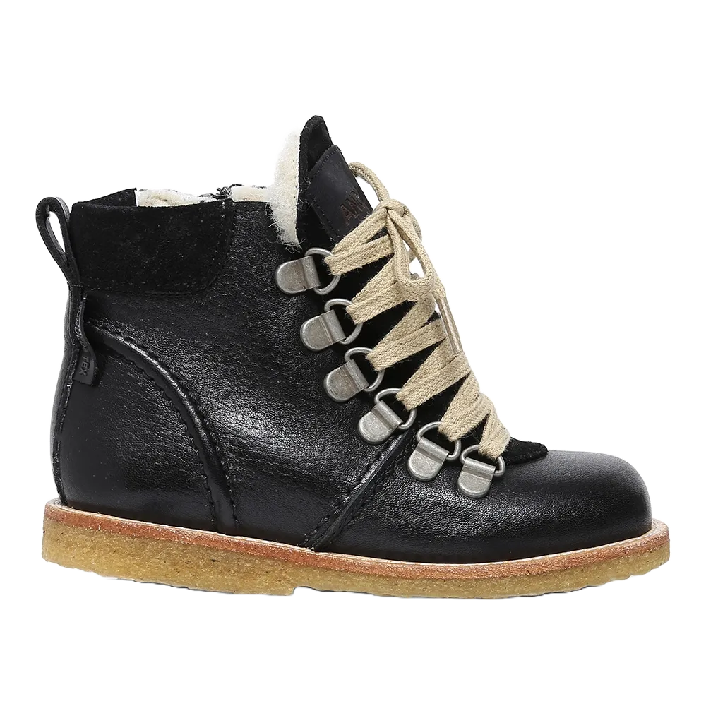 TEX-boot with laces and inside zipper