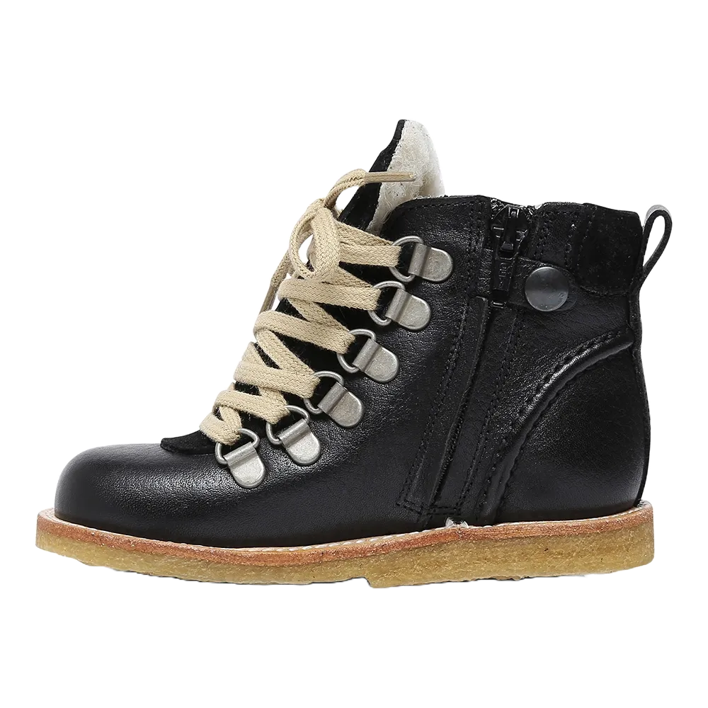 TEX-boot with laces and inside zipper