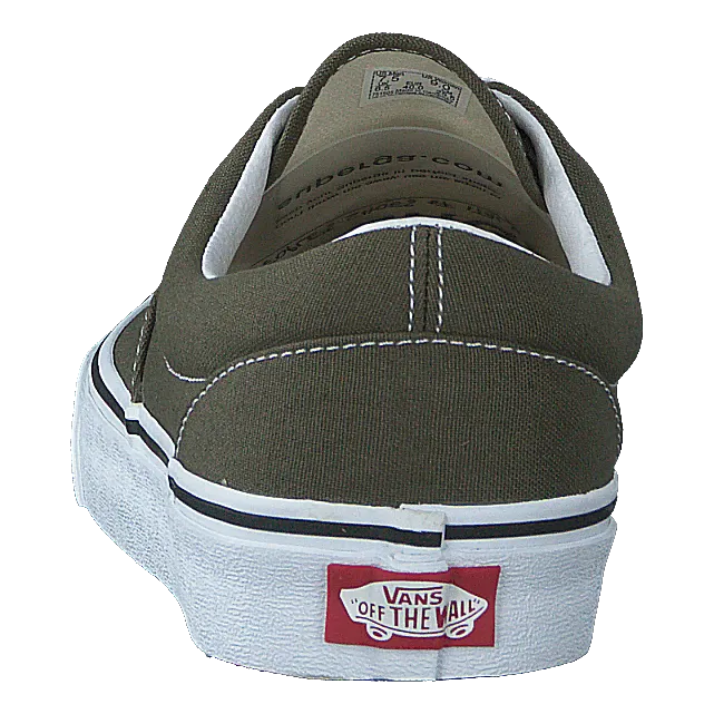 Ua Era Grape Leaf/true White