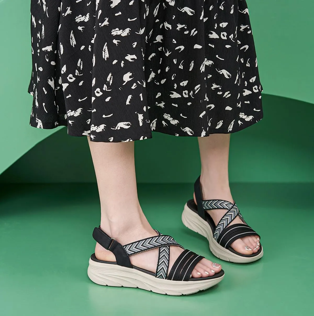 Women's Comfortable Walking Sandal Lightweight Cushioned Hiking Sandals Platform Shoes for Women Slingback Woven With Straps Sandals