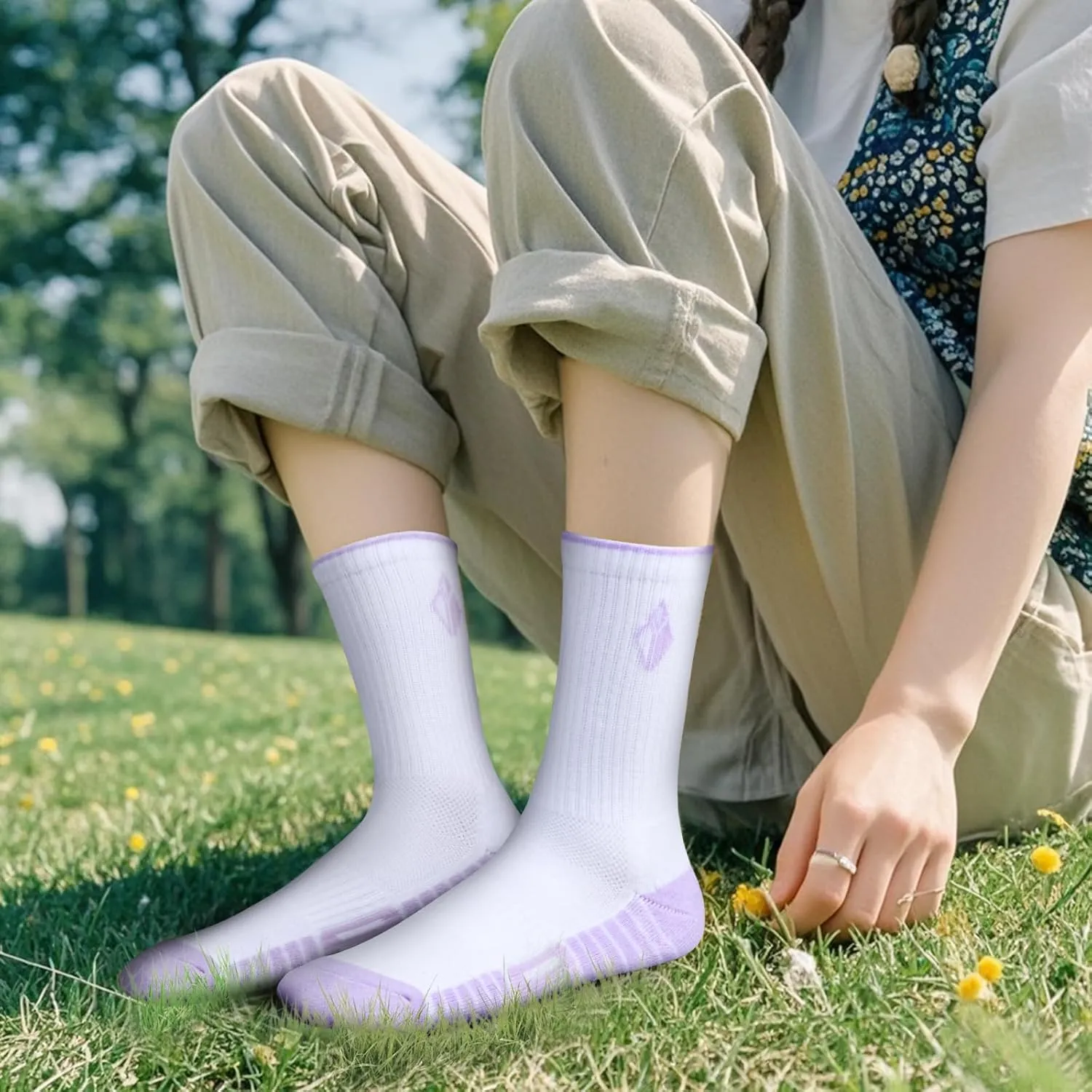 Womens Cushioned Crew Socks For Women, Sweat Wicking Breathable Cotton Casual Everyday Athletic Socks, 5 Pairs