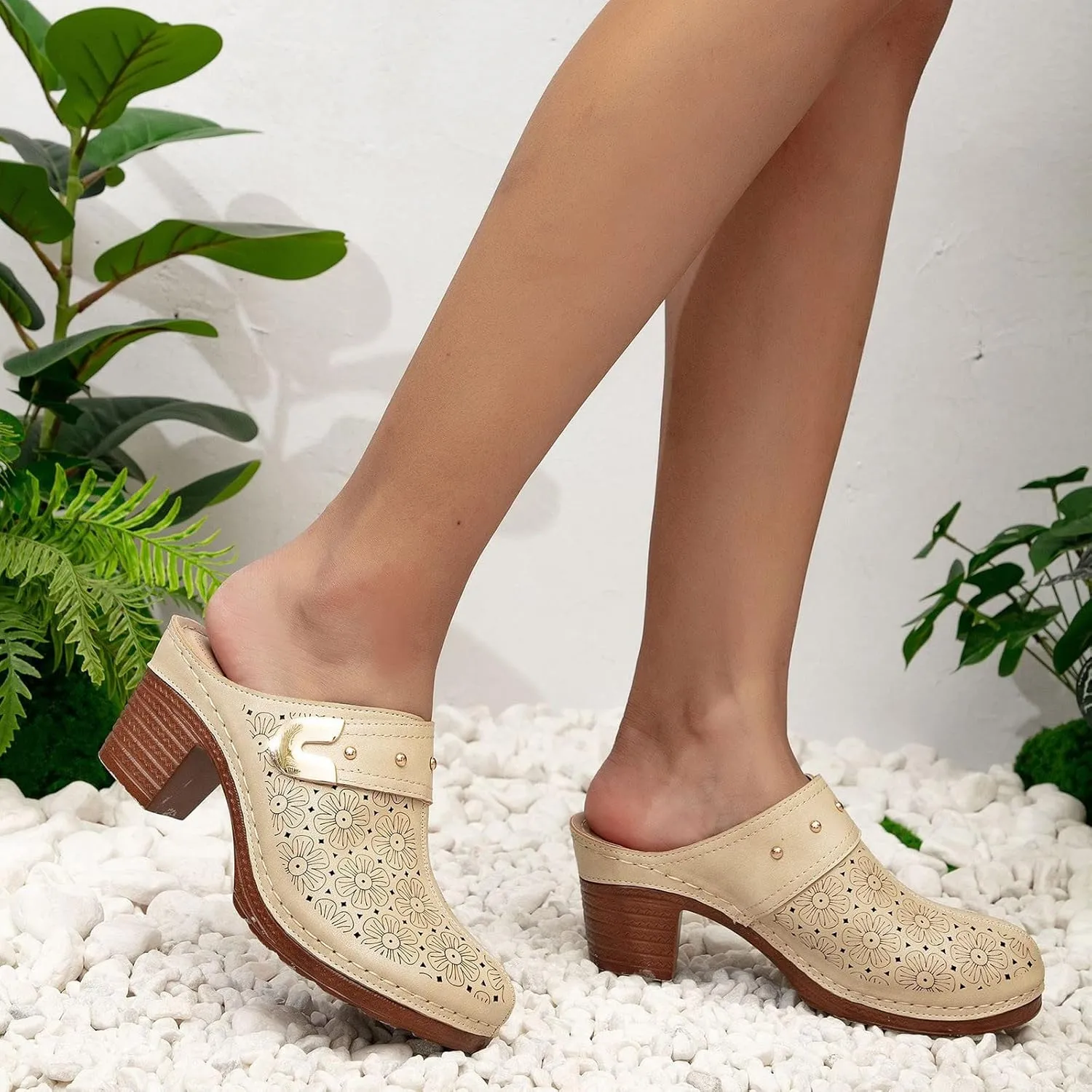 Women's Fashion Casual High Heel Thick Antique Embroidered Hollow Sandals Wool Slipper Socks for Women Indoor