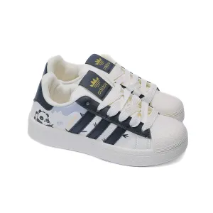 Women's Lace-up Sneaker in white and Black