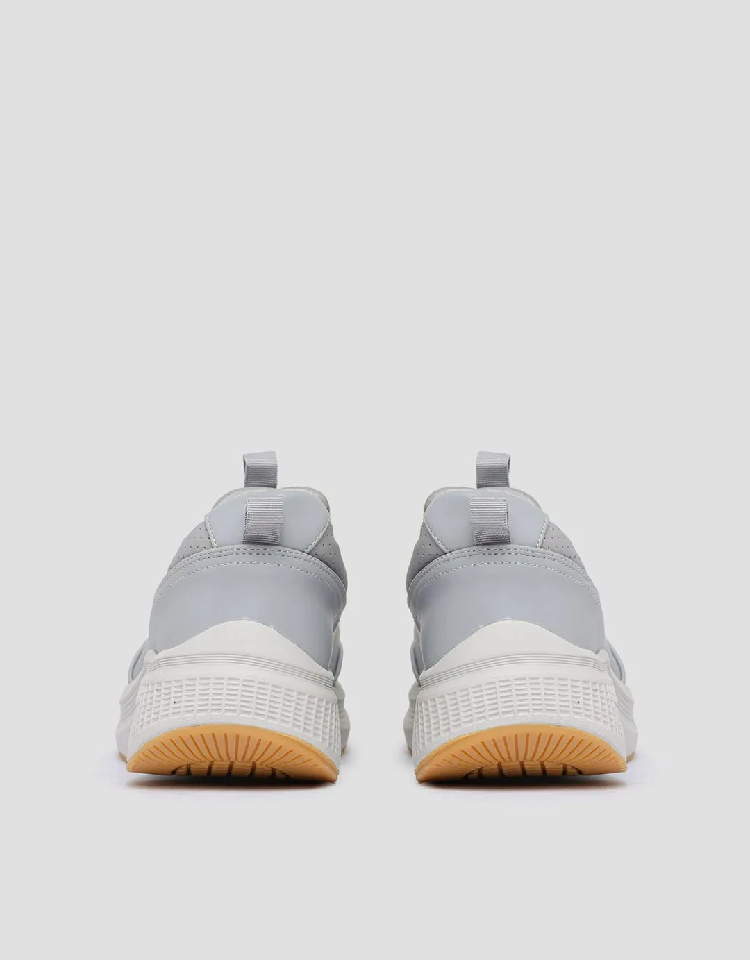 Yongki Komaladi Casual Sneakers Slip On Pria