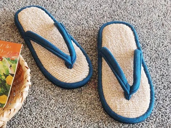 Zōri Style Room Slippers with Washi Base by Kawauchi Slippers
