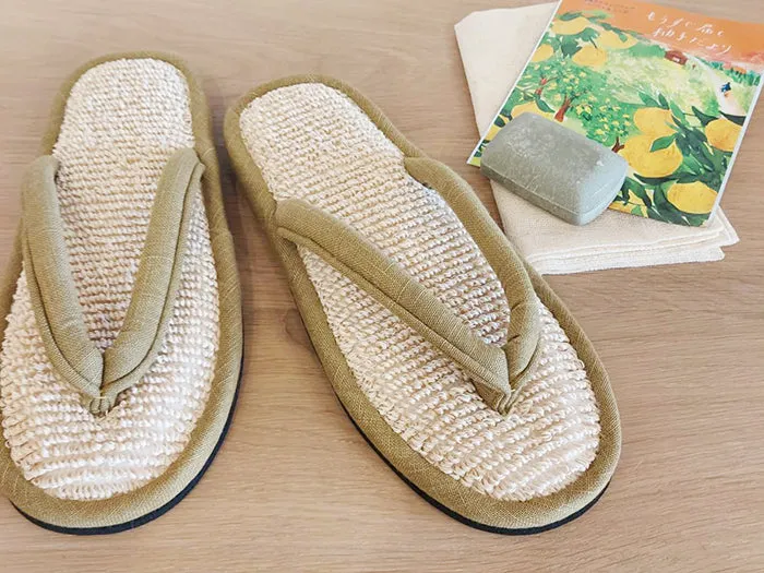 Zōri Style Room Slippers with Washi Base by Kawauchi Slippers